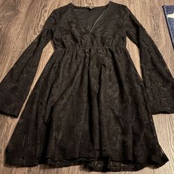 Black Lace Long Sleeve Dress