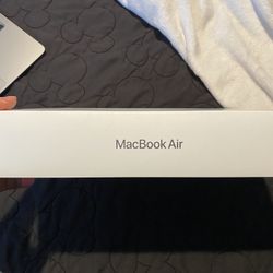 MacBook Air 13 Inch