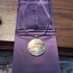 Ladies Necklace Tahitian Mother Of Pearl Sterling Silver