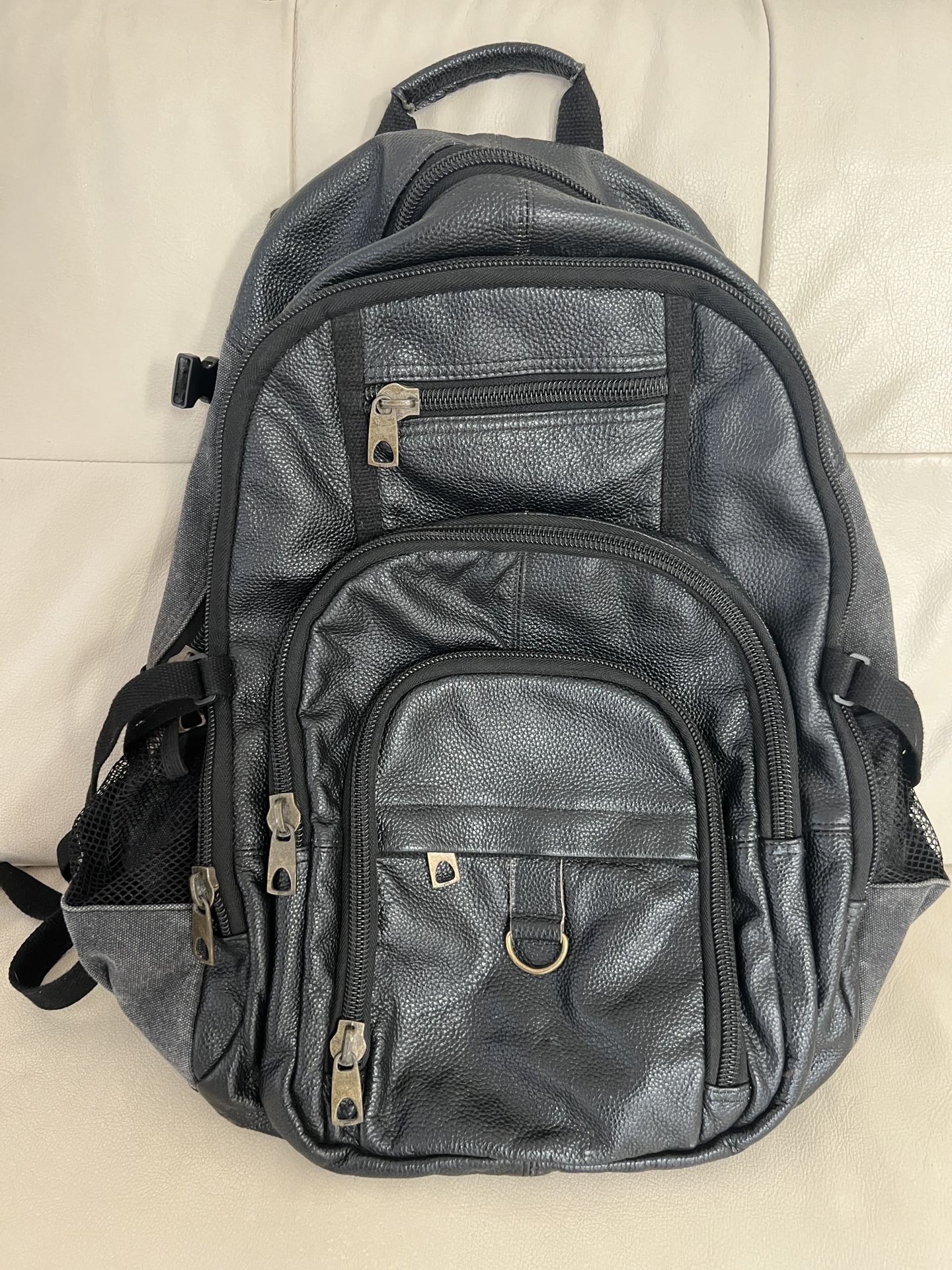 Backpack, High Quality Leather, Big And Stylish!