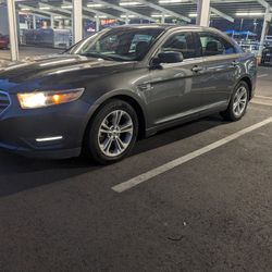 2017 Ford Taurus