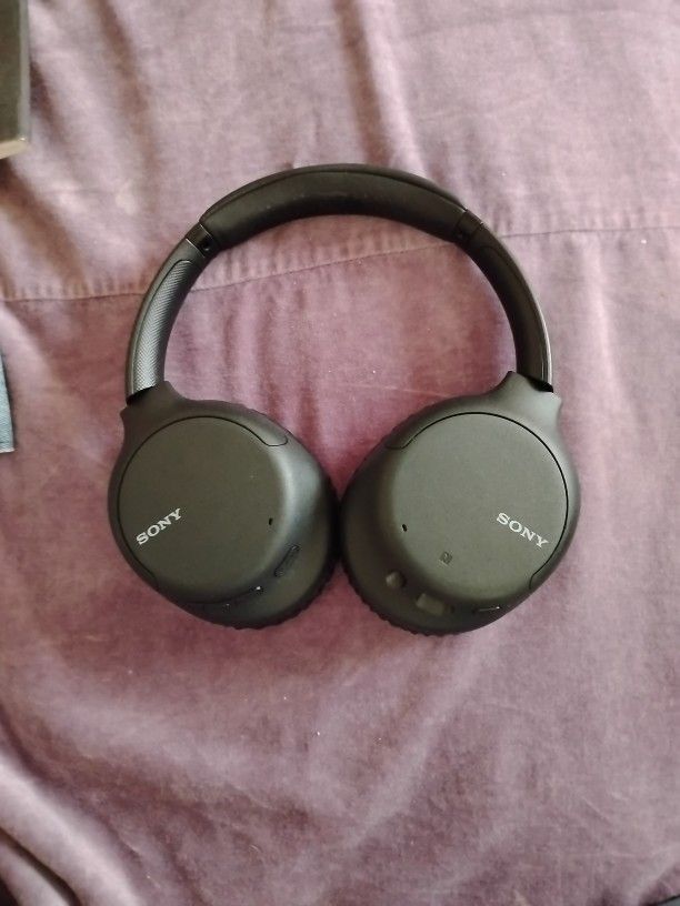 Bluetooth Sony Headphones