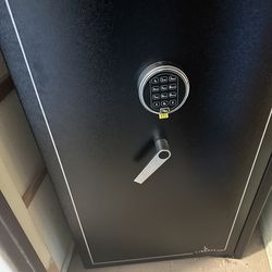 Liberty Safe Model LW-12.63 (Liberty Home Safe 12)