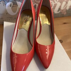 Michael Kors  Size 6