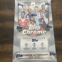 2025-26 Topps Chrome UEFA Club Competitions Hobby Box