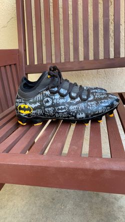 Batman cleats