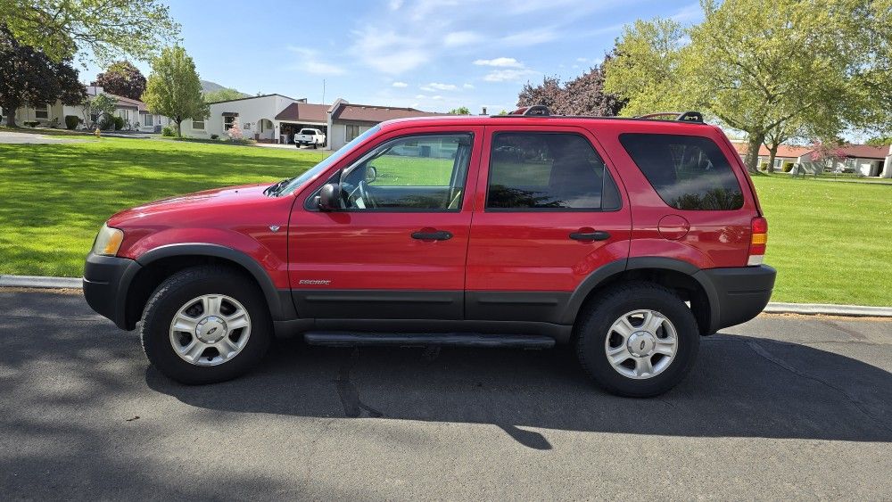 2002 Ford Escape