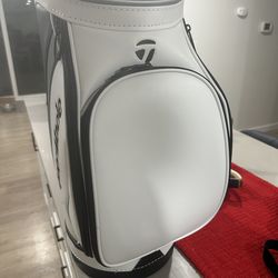 Taylormade den Caddy