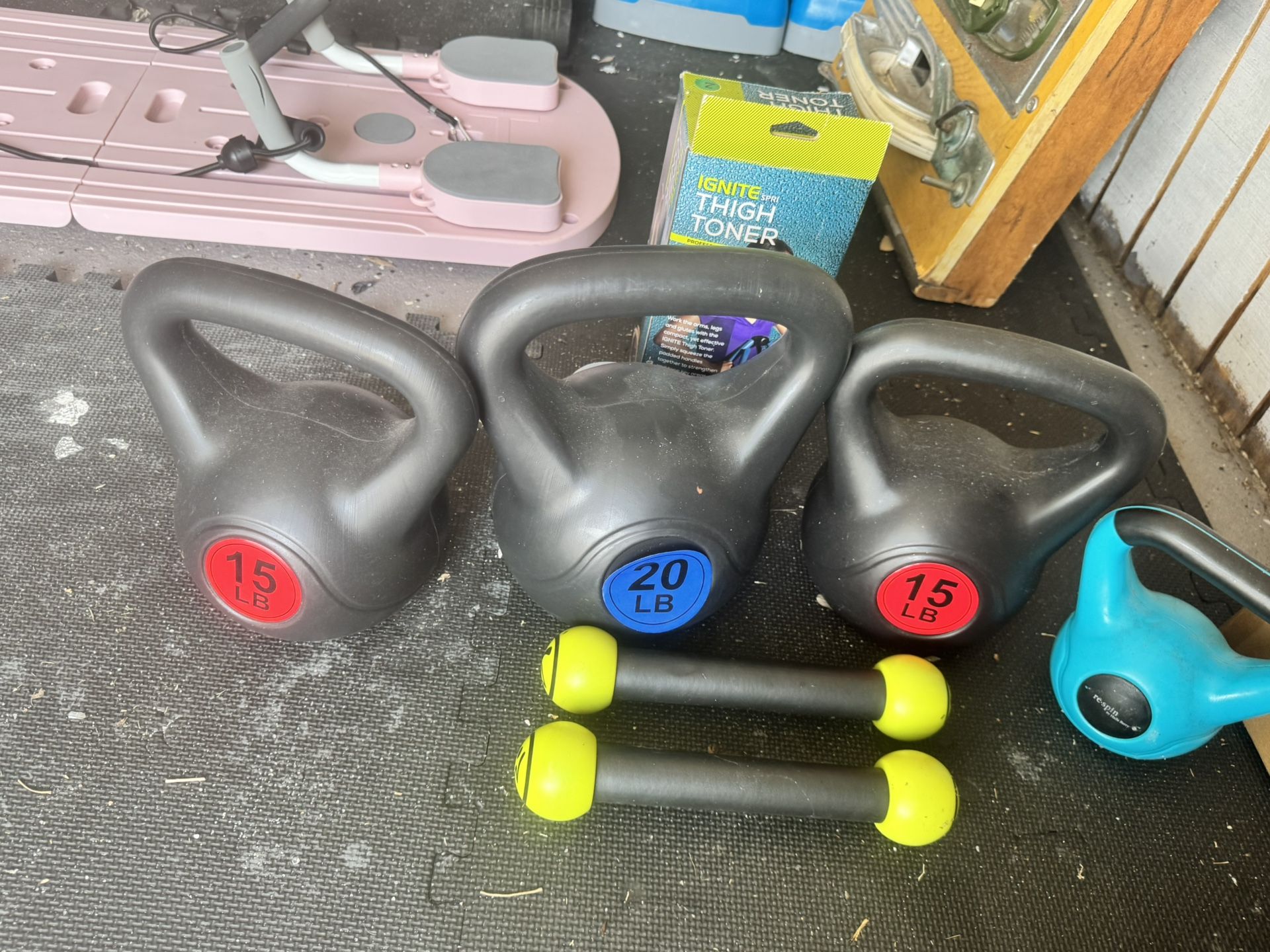 Misc Kettlebells, Hand Weights And Weighted Balls