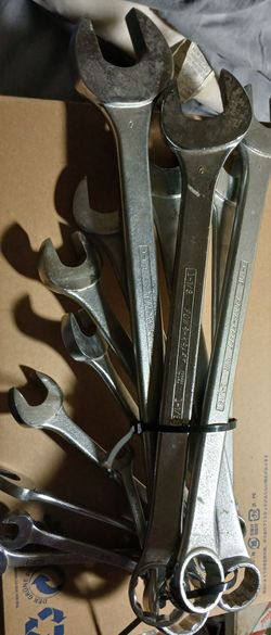 POWR-KRAFT wrench set