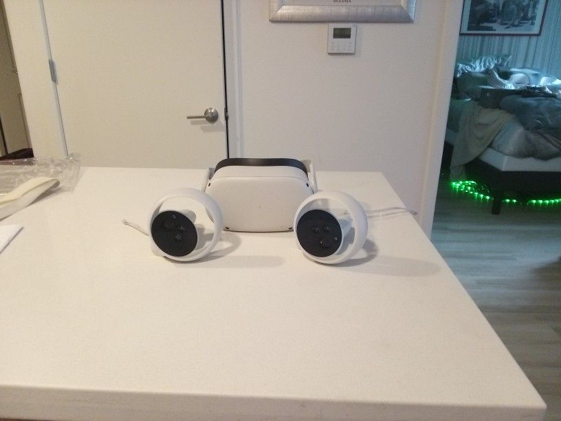 METAQUEST 2 V.R Bundle 256GB