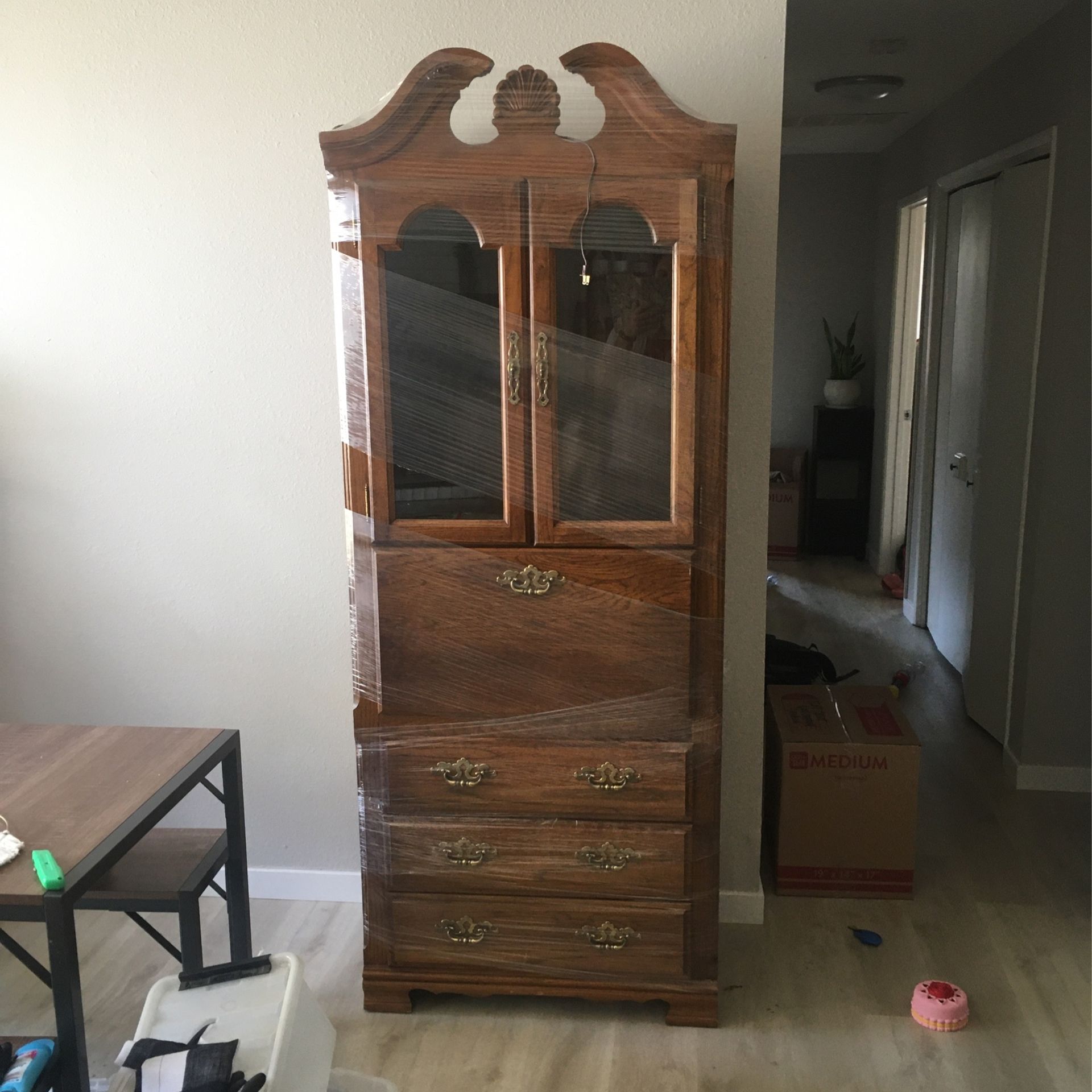 Solid Wood Hutch
