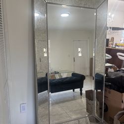 Mirror Must Go GREAT CONDITION $200 No Chips !!!