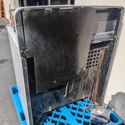 Antique Stove (Estufa Antigua.)