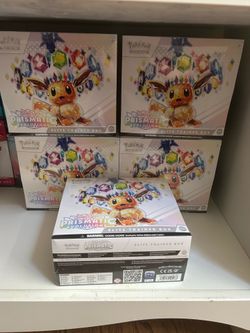 Pokemon Prismatic evolutions Elite Trainer Box