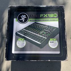 Mackie professional Mixer