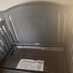 Toddler daybed frame