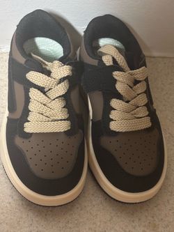 Low-Top Sneakers Black and Brown