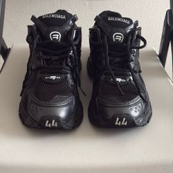 Balenciaga Runner Number 44 size 11 Black