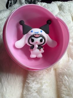 Sanrio Kuromi figure
