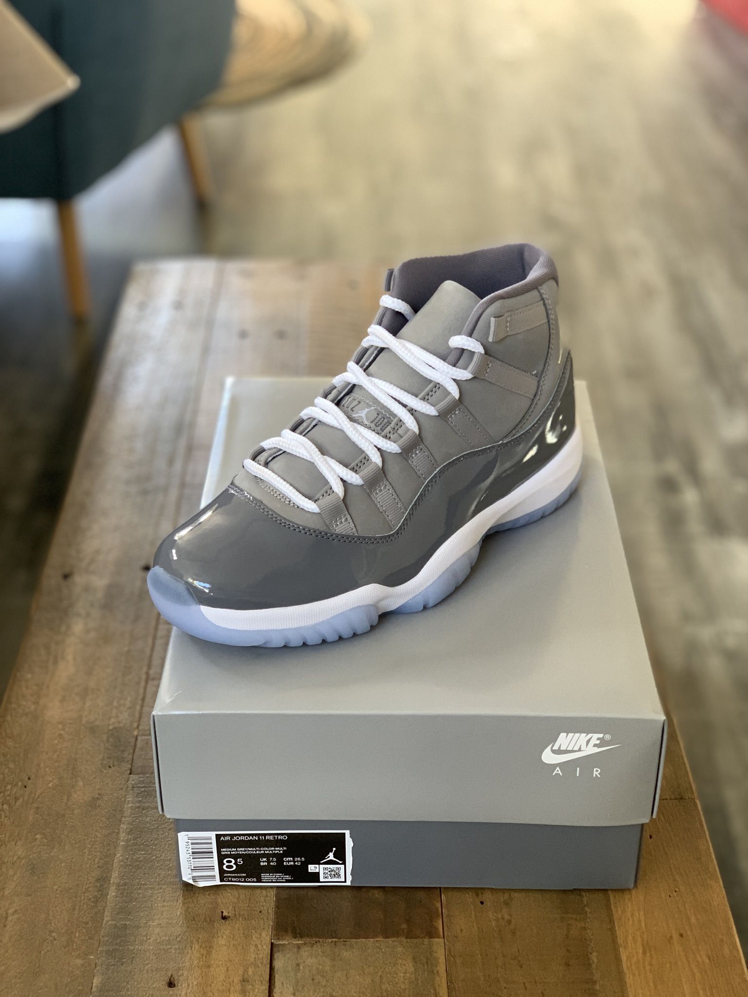 ( Size 8.5 ) Nike Air Jordan 11, Cool Grey