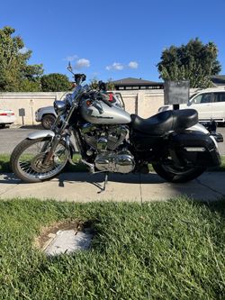 2004 Haley Davidson Sportster 1200 Custom