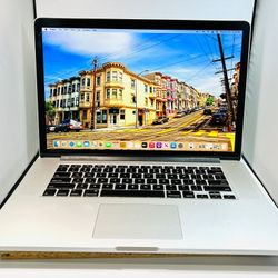 Apple MacBook Pro 15” 2013 2.3Ghz i7 8GB 500GB -Minor Screen Delam