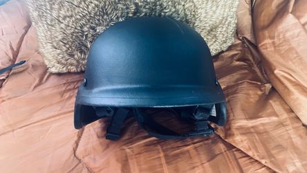 Ballistic Kevlar Helmet (Level IIIA) made in UK