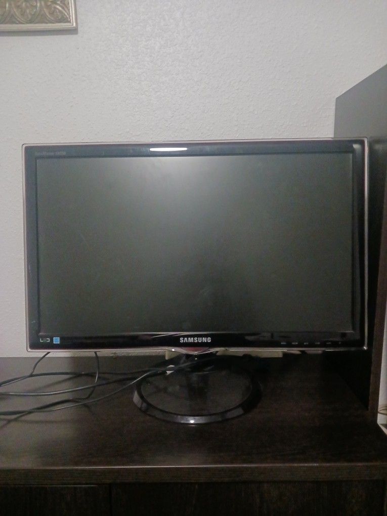 Samsung Computer Monitor