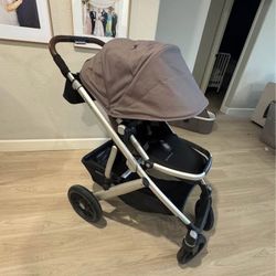 Uppababy Vista 2 strolller modular system 