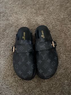 Louis Vitton Slides Size 7-7.5 Men’s