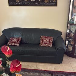 Beautiful Italian Leather Couch Set
