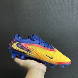 Nike Phantom 6 Low Elite FG “ Erling Haaland” ( Men’s) 