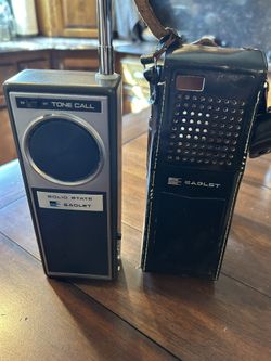Vintage MIJ Solid State Eaglet Model TC-113 Citizen’s Band Hand Held Two Channel Transceiver CB Radio