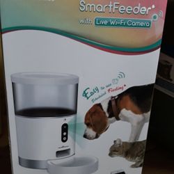 Brand New Smartfeeder In Weeki Wachee Spring Hill