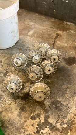 knobs