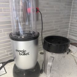 Magic Bullet With Extra Cup 