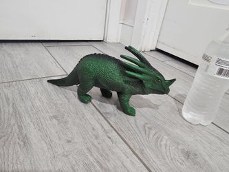 Dinosaur 