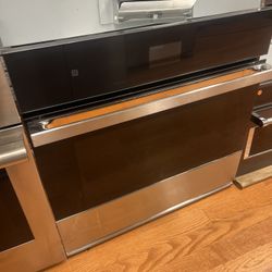 Jenn Air 30” 2024 Single Wall Oven 