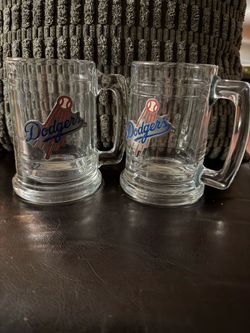 LA Dodger glass mugs never used