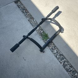 Pull Up Bar