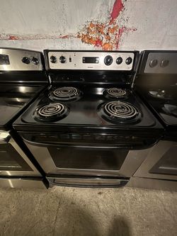 Ge Stove On Good Working Conditions