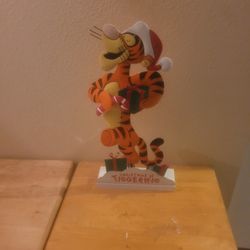 Tigger Christmas Tin