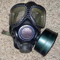 Military Rubber Gas Mask 