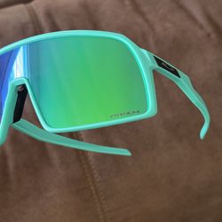 Oakley Sutro Prizm 
