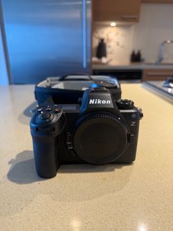 Nikon Z6III Camera Bundle – NEW