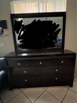 Dresser with mirror