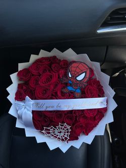 Spiderman bouquet 50 roses