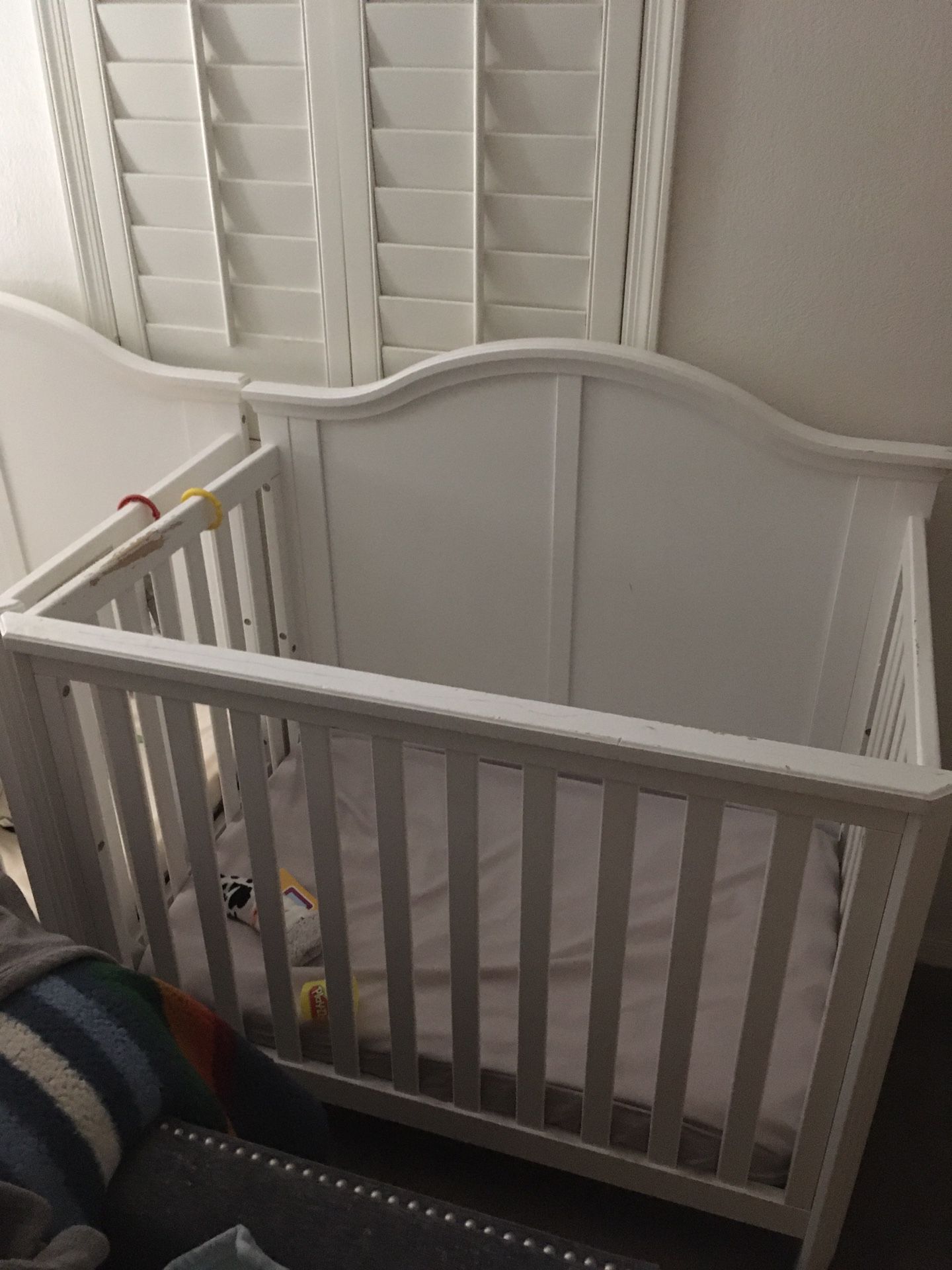 Twins Special Two Baby Cribs With Washable Matress