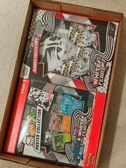 White Flare WF Sam's Club Bundle - White Flare Binder & Unova Poster Collection